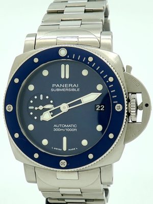 Panerai ref PAM 1068 Steel 3 Day Auto 42mm Blue Dial Luminor Submersible on Bracelet w/Everything
