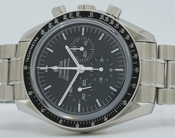 Omega ref 31130423001006 Steel Manual cal.1863 42mm Speedmaster Sapphire Sandwich Moonwatch on Brac w/B&P - Image 4
