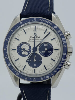 Omega ref 31032425002001 Steel Manual cal.3861 42mm Speedmaster Silver Snoopy on Strap w/B&P